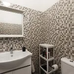 Whome | Fanqueiros Downtown Typical Apartment