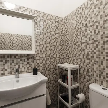 Whome | Fanqueiros Downtown Typical