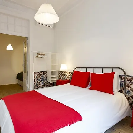 Whome | Fanqueiros Downtown Typical Apartment Lägenhet