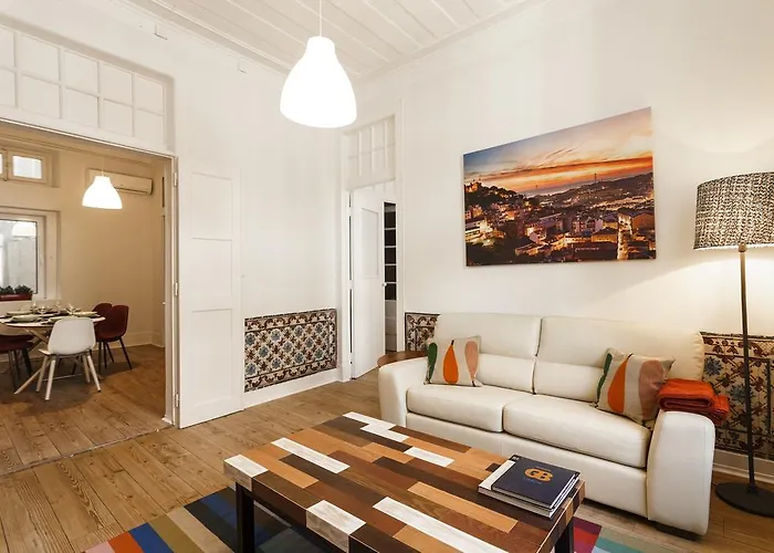 Whome | Fanqueiros Downtown Typical Apartamento Lisboa